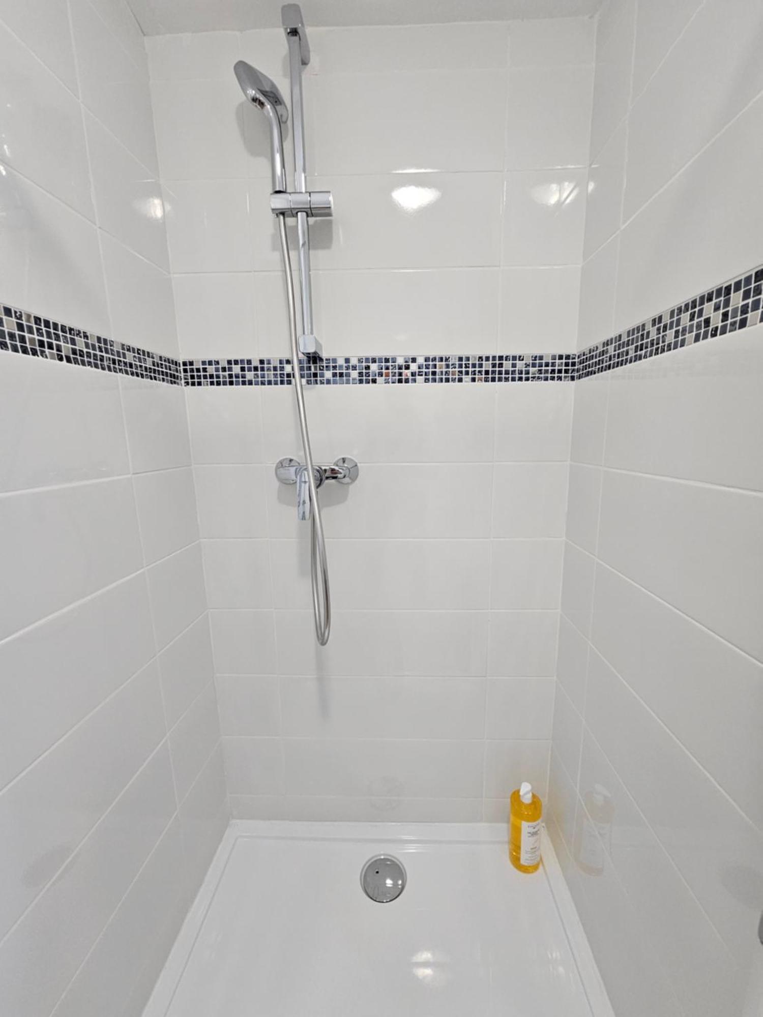 Tout Confort ! Centre-Ville, Climatisation, Parking, Wifi, Calme, Tv Carcassonne Extérieur photo